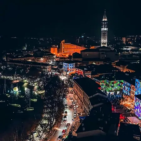 Big Deluxe Apts Italian Style Lake&terrace Апартаменты *