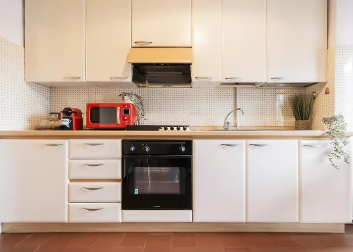 Daire Big Deluxe Apts Italian Style Lake&terrace