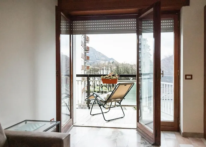 Daire Big Deluxe Apts Italian Style Lake&terrace