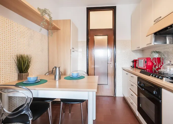 Big Deluxe Apts Italian Style Lake&terrace *