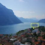 Lägenhet Big Deluxe Apts Italian Style Lake&terrace