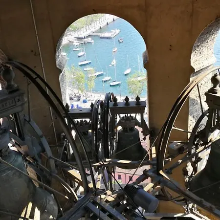 Big Deluxe Apts Italian Style Lake&terrace *